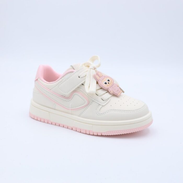 ⁦حذاء رياضي مع ستيكر لابوبو بشريط لاصق بناتي لون بيج وزهري⁩ - الصورة ⁦3⁩