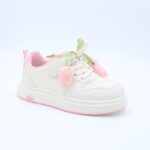 ⁦حذاء رياضي للأطفال لون بيج وزهري⁩ - الصورة ⁦2⁩