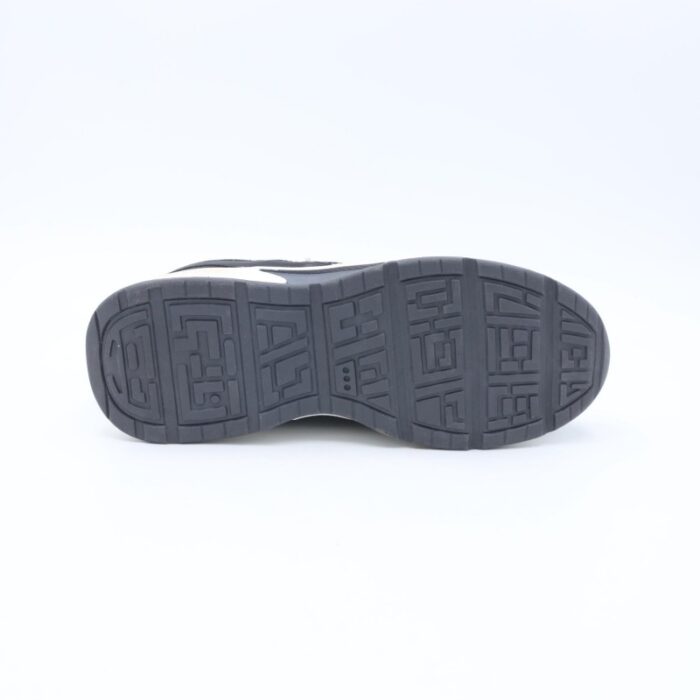 ⁦بوت سبورت بناتي لون اسود⁩ - الصورة ⁦5⁩