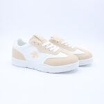 ⁦حذاء رياضي جلد للنساء لون ابيض وبيج⁩ - الصورة ⁦4⁩