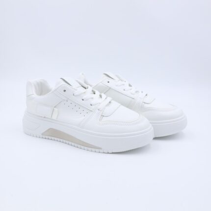 بوت ستاتي جلد لون ابيض ونعل ابيض