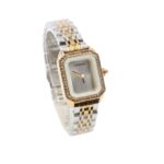 ساعة يد نسائية لون ذهبي وفضي