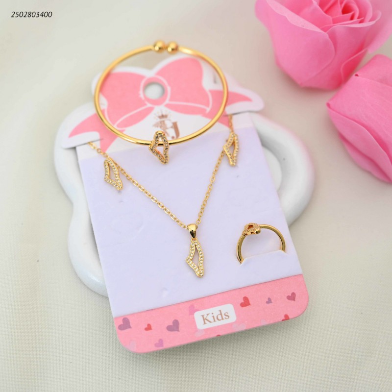 103391857_6981ecd7f0bd2 طقم للأطفال سوار+ سلسال+ حلق+ وخاتم بتصميم الأرض المقدسة لون ذهبي - الصورة 1