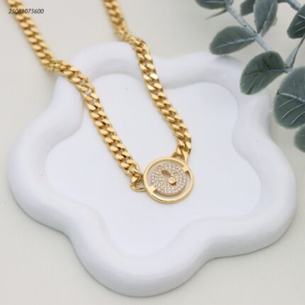 سلسال جنزير مع دائرة عليها زركون لون ذهبي