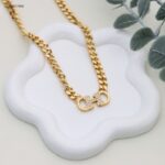 سلسال جنزير شكل حروف CHD لون ذهبي