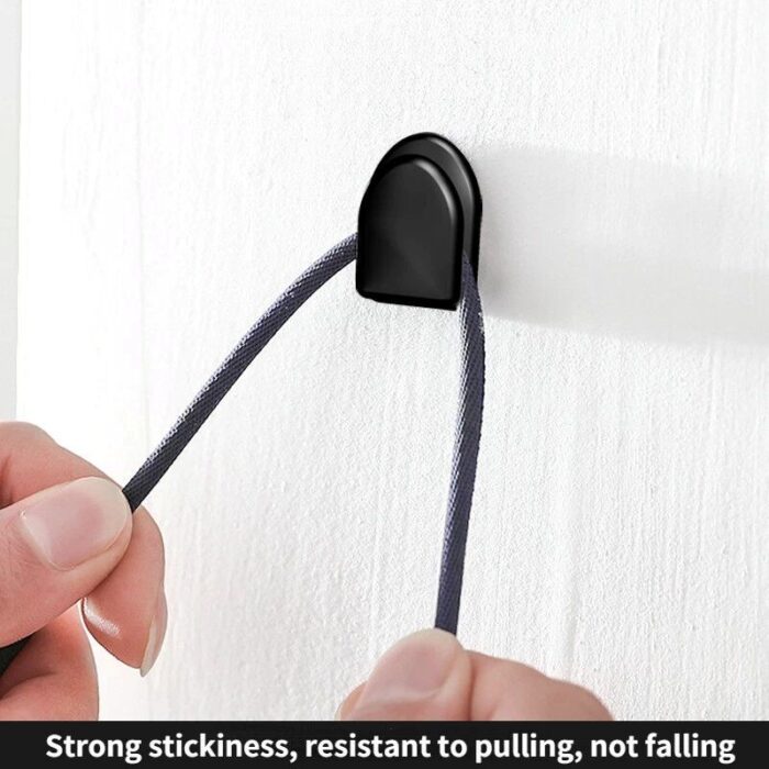 ⁦علاقة لتابلو السيارة حجم صغير عدد 1- متعدد الاستخدامات لتعليق اكيبل الشحن، والمفاتيح وغيرها⁩ - الصورة ⁦6⁩