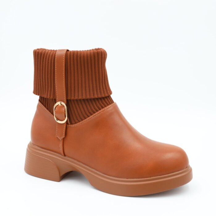 ⁦جزمة مع كعب للنساء لون عسلي⁩ - الصورة ⁦4⁩