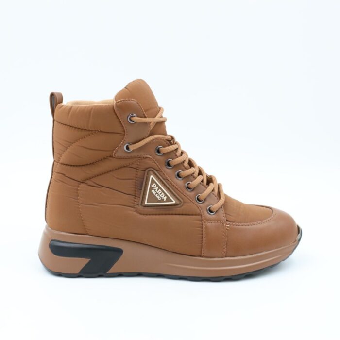 ⁦حذاء كاجوال برباط مع كعب شتوي للنساء لون كاكي⁩ - الصورة ⁦2⁩