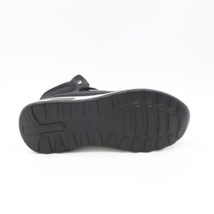 ⁦حذاء كاجوال برباط مع كعب شتوي للنساء لون أسود⁩ - الصورة ⁦5⁩