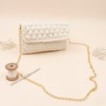 ⁦شنطة حبة الحمص مع فاصل داخلي لون عاجي - نكشة فن⁩ - الصورة ⁦2⁩