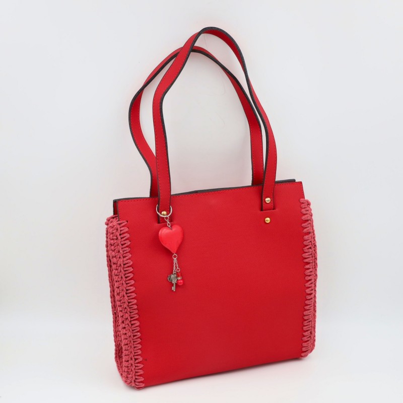 ⁦شنطة جلد جوانب كروشية مع يد جلد لون أحمر - نكشة فن⁩ - الصورة ⁦1⁩