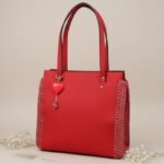 ⁦شنطة جلد جوانب كروشية مع يد جلد لون أحمر - نكشة فن⁩ - الصورة ⁦2⁩