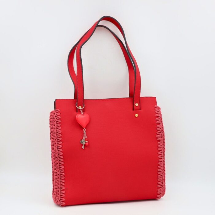 ⁦شنطة جلد جوانب كروشية مع يد جلد لون أحمر - نكشة فن⁩ - الصورة ⁦3⁩