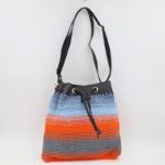 ⁦شنطة كروشية زم مع يد جلد لون مونس - نكشة فن⁩ - الصورة ⁦2⁩