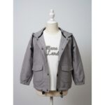 ⁦جاكيت ولادي بأزرار وأكمام طويلة لون سكني⁩ - الصورة ⁦2⁩