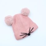 طاقية للأطفال لون زهري