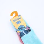 ⁦زوج جرابين بيتي شتوي ازرق فاتح + زهري DISNEY- STITCH نمرة 27-30⁩ - الصورة ⁦2⁩