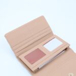 ⁦جزدان نقشة مربعات لون أبيض⁩ - الصورة ⁦4⁩