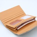 ⁦جزدان GOLDEN SQUARE حجم كبير لون سكني⁩ - الصورة ⁦3⁩