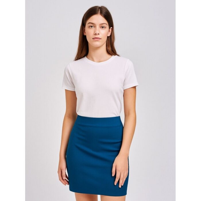 ⁦تنورة نسائية قصيرة لون أزرق⁩ - الصورة ⁦2⁩