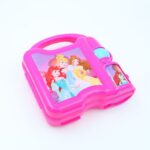 ⁦لانش بوكس أميرات دزني مع مطارة⁩ - الصورة ⁦4⁩