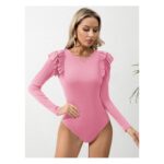 بلوز خريفي باللون البيبي باودر