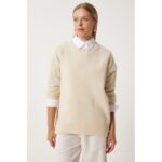 بلوزة صوف باللون البيج سادة One Size