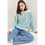 بلوزة شتوية مخططة باللون الازرق والبيج One Size