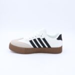 ⁦حذاء جلد رياضي كلاسيك للنساء لون أبيض وأسود⁩ - الصورة ⁦4⁩