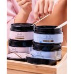 ⁦مقشر للجسم من سورايا بالفانيلا والطين الوردي 200 غرام⁩ - الصورة ⁦2⁩