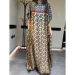 ⁦عباي قماش ساتان مع شال مقاس واحد⁩ - الصورة ⁦6⁩