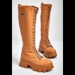 جزمة بتصميم رباط ساق طويل للنساء لون كموني