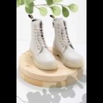 جزمة Bambi بتصميم سحاب ساق متوسط الطول للنساء لون سكني