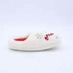 ⁦حفاية فرو بتصميم نجوم للنساء لون أبيض⁩ - الصورة ⁦4⁩