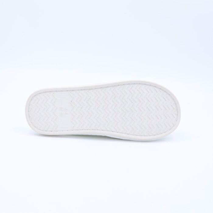 ⁦حفاية شتوية للنساء لون ابيض⁩ - الصورة ⁦5⁩