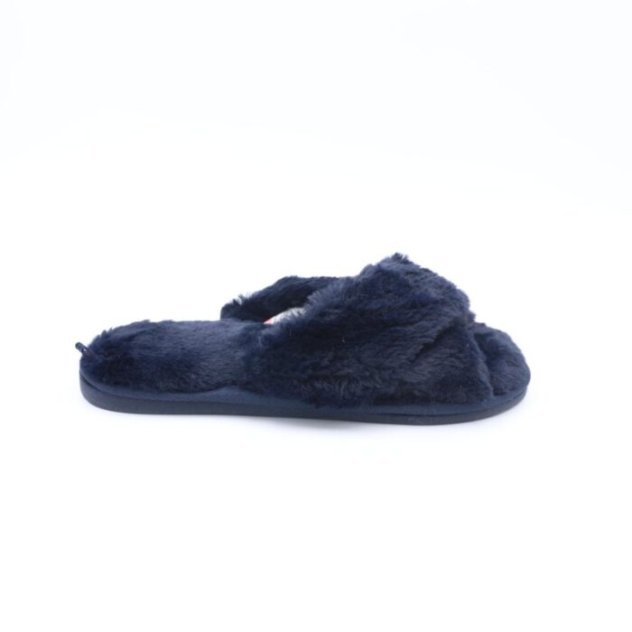 ⁦حفاية فرو شتوية بتصميم مفتوح الأصابع للجنسين لون أسود⁩ - الصورة ⁦3⁩