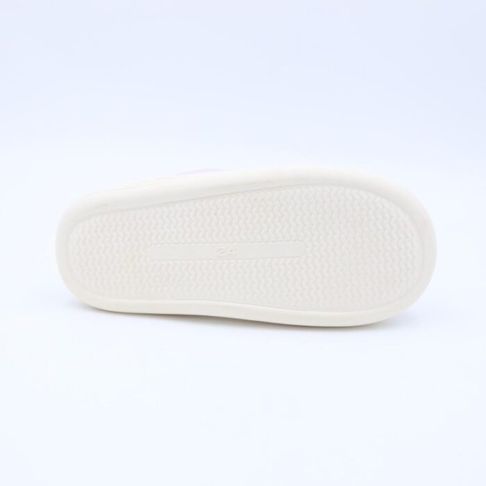 ⁦حفاية فرو بتصميم ستريش للنساء لون بنفسجي⁩ - الصورة ⁦7⁩