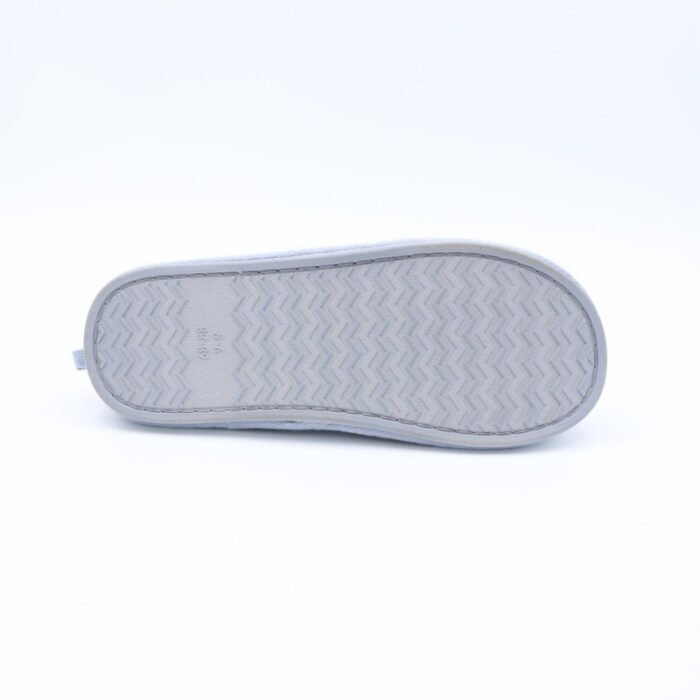 ⁦حفاية فرو للنساء لون رمادي⁩ - الصورة ⁦5⁩