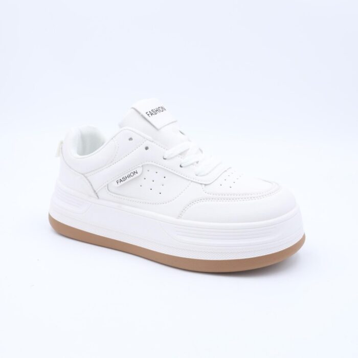 ⁦بوت رياضي جلد نعل عريض للنساء لون ابيض⁩ - الصورة ⁦3⁩