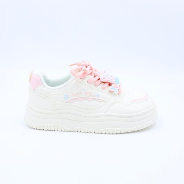 ⁦بوت رياضي جلد نعل عريض للنساء لون اوف وايت وبيج⁩ - الصورة ⁦3⁩