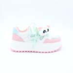 ⁦بوت رياضي جلد نعل عريض للنساء لون ابيض وزهري⁩ - الصورة ⁦3⁩