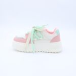 ⁦بوت رياضي جلد نعل عريض للنساء لون اوف وايت وزهري وازرق⁩ - الصورة ⁦5⁩