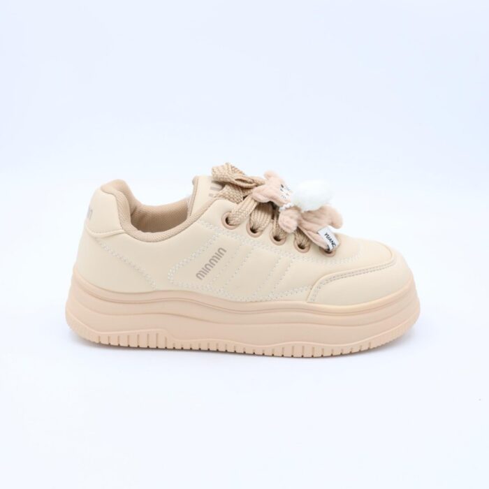 ⁦بوت رياضي جلد نعل عريض للنساء لون بيج⁩ - الصورة ⁦3⁩