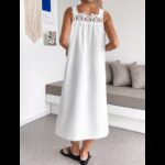 ⁦فستان ستاتي لون ابيض⁩ - الصورة ⁦4⁩