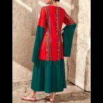 ⁦فستان بتصميم تراثي لون أحمر وأخضر⁩ - الصورة ⁦2⁩