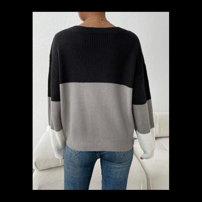 ⁦بلوزة صوف ستاتي ألوان متعددة⁩ - الصورة ⁦2⁩