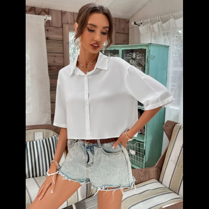 ⁦قميص ستاتي قصير لون ابيض⁩ - الصورة ⁦3⁩