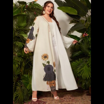عباية مزخرفة دوار الشمس للنساء لون ابيض