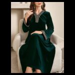 ⁦فستان مزخرف تراثي نسائي لون اخضر⁩ - الصورة ⁦6⁩