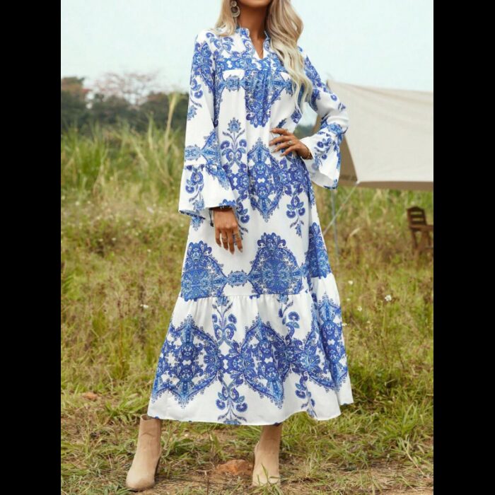 ⁦فستان نسائي بأكمام طويلة لون أبيض مزخرف أزرق⁩ - الصورة ⁦6⁩